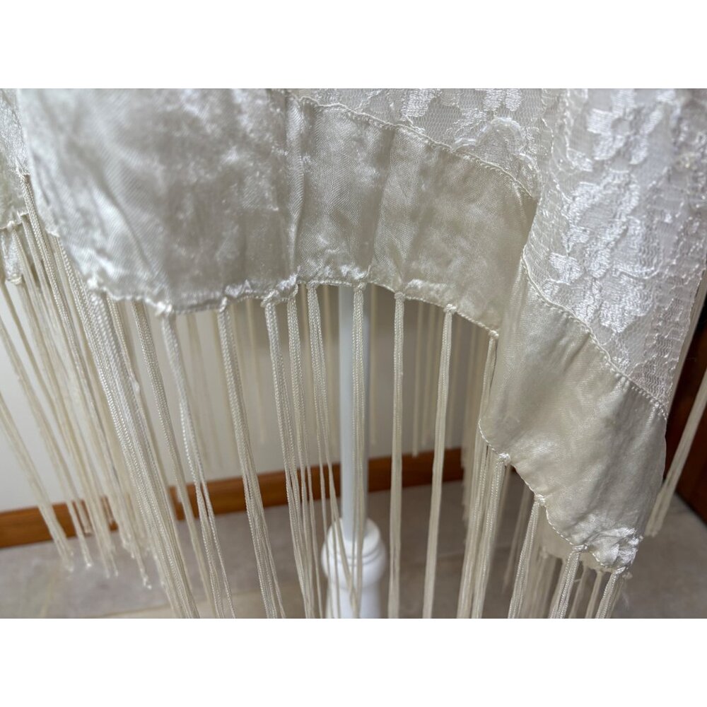 NEW Vintage-Inspired Lace Asymmetrical Top 2X Fringe Hem Angelcore Cottage Core - Picture 9 of 16
